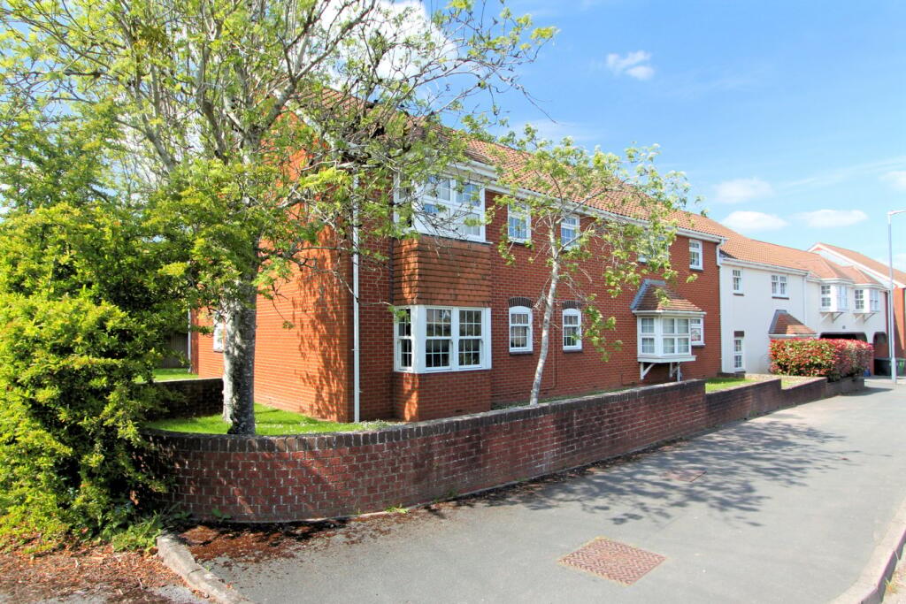 Main image of property: Gloucester Terrace, Gloucester Road, Thornbury, South Gloucestershire, BS35