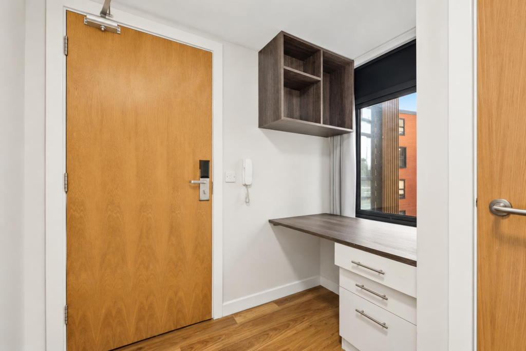 Apartment in Nottingham, Hockley, The Park - More