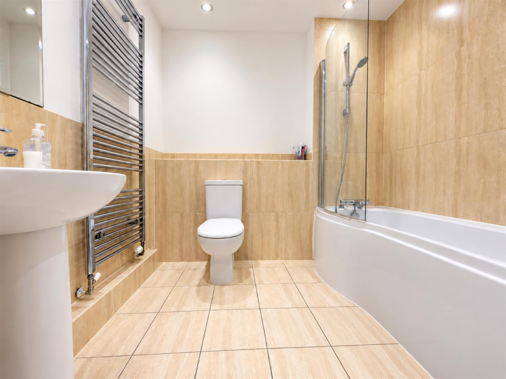 Apartment in London - View 5