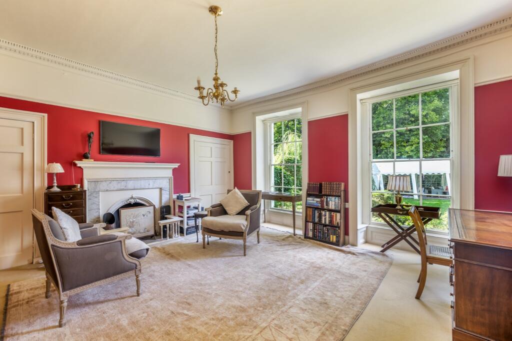 House in Portsmouth - View 5