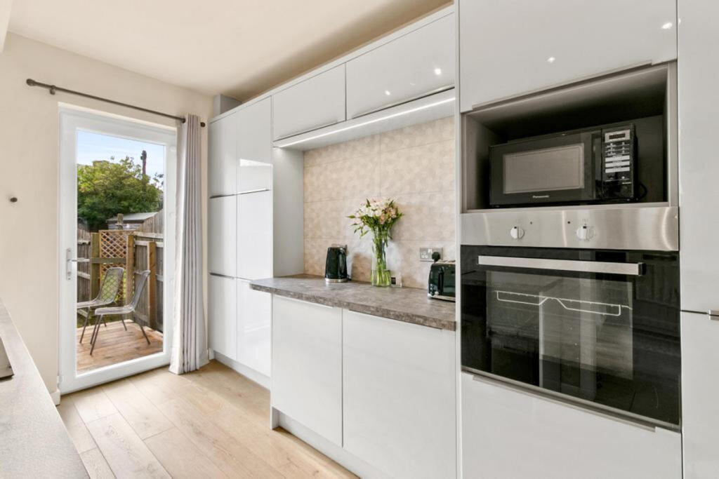 House in Glasgow, High Balornock, Balornock - View 4