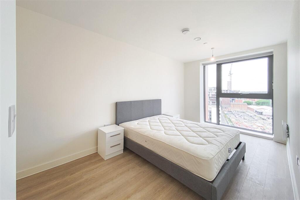 Apartment in Manchester - View 5