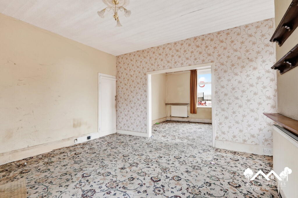 Raglan Road, Burnley, BB11 4LS photo 4