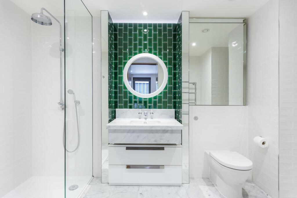 Main image of property: Capital Building, Embassy Gardens, Nine Elms, SW11