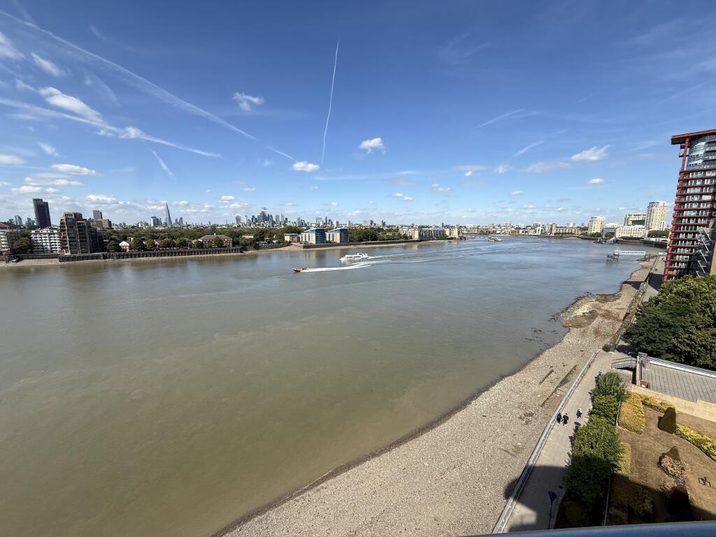 Apartment in London - View 3