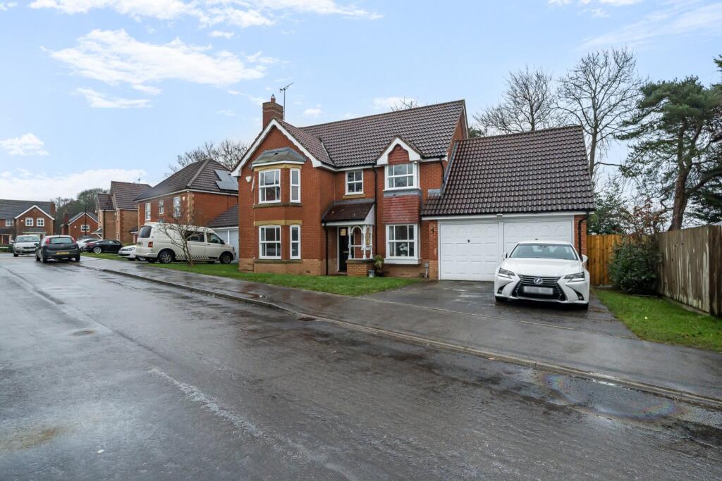 Main image of property: Youngs Drive, Harrogate, North Yorkshire, HG3