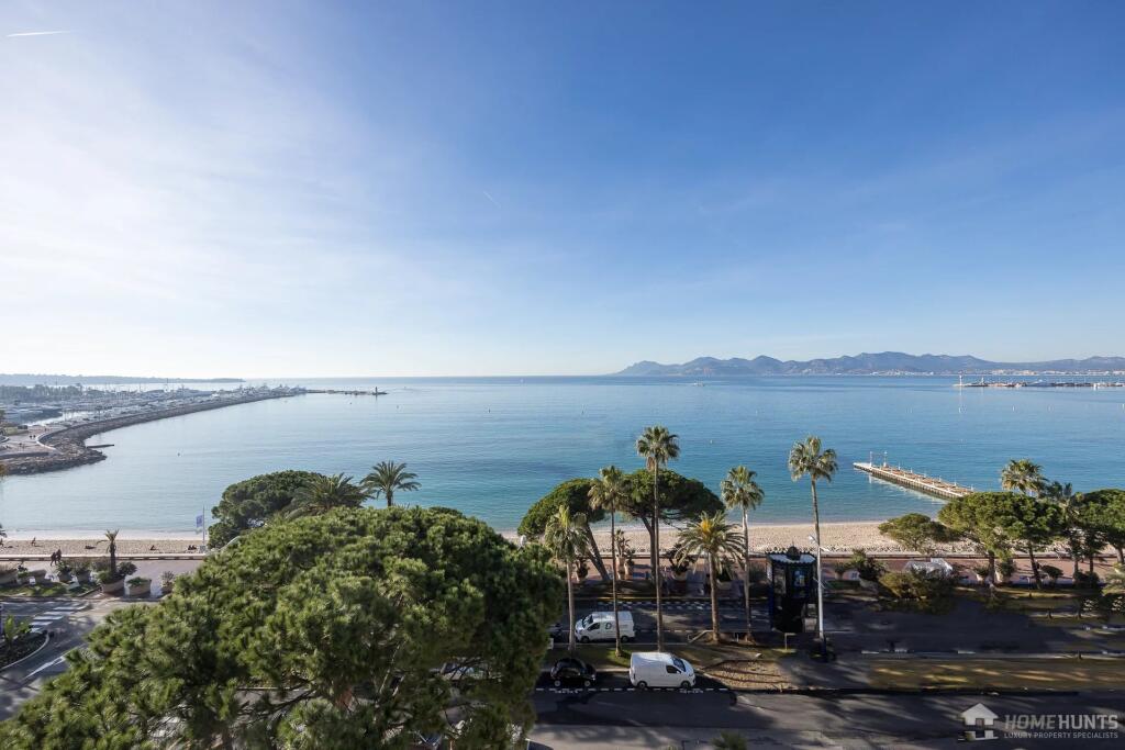 Main image of property: Provence-Alps-Cote d`Azur, Alpes-Maritimes, Cannes