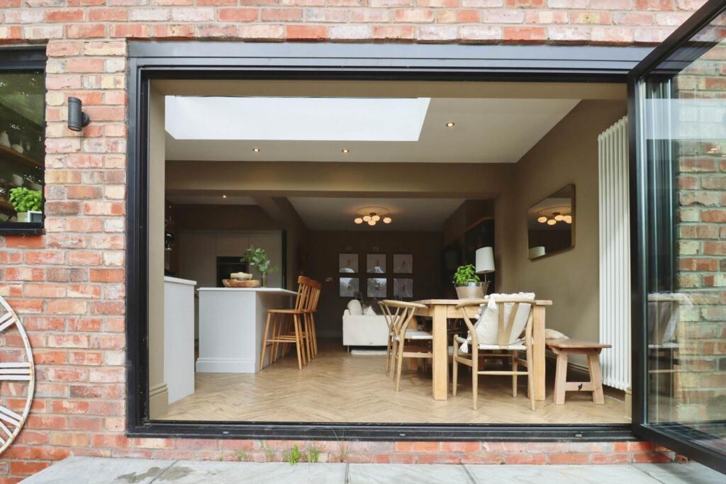 Eversleigh Drive, Bebington photo 4