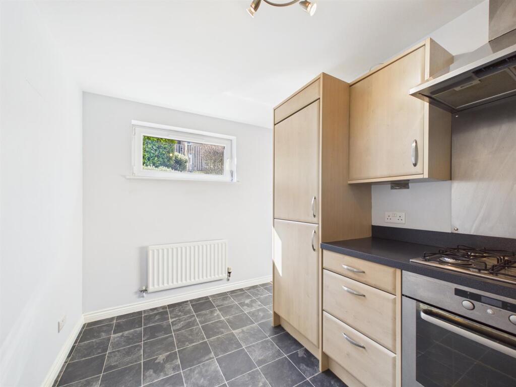 17 Morris Court, Perth, PH1 2SZ - View 5
