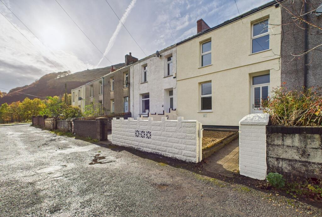 Main image of property: Tredegar, NP22