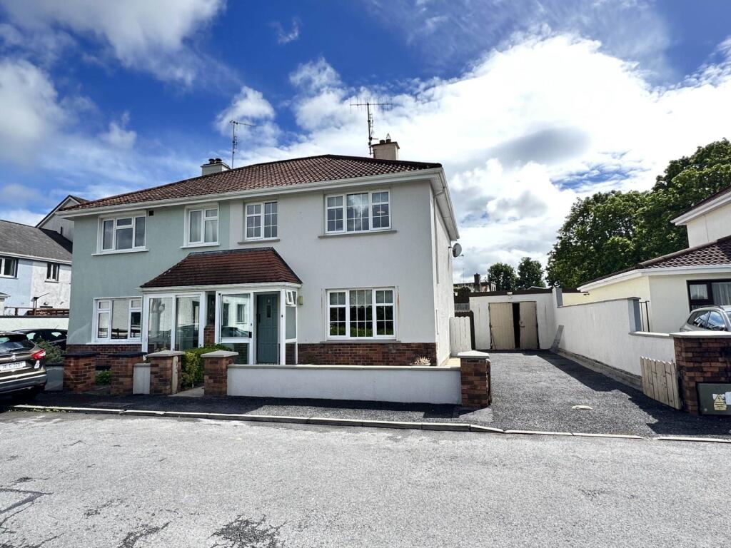 Main image of property: 2 Cregg Close, Oughterard, Galway H91 WY4E