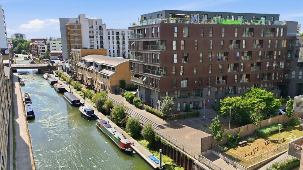 Main image of property: Coalmakers Wharf, Ancora House, E14
