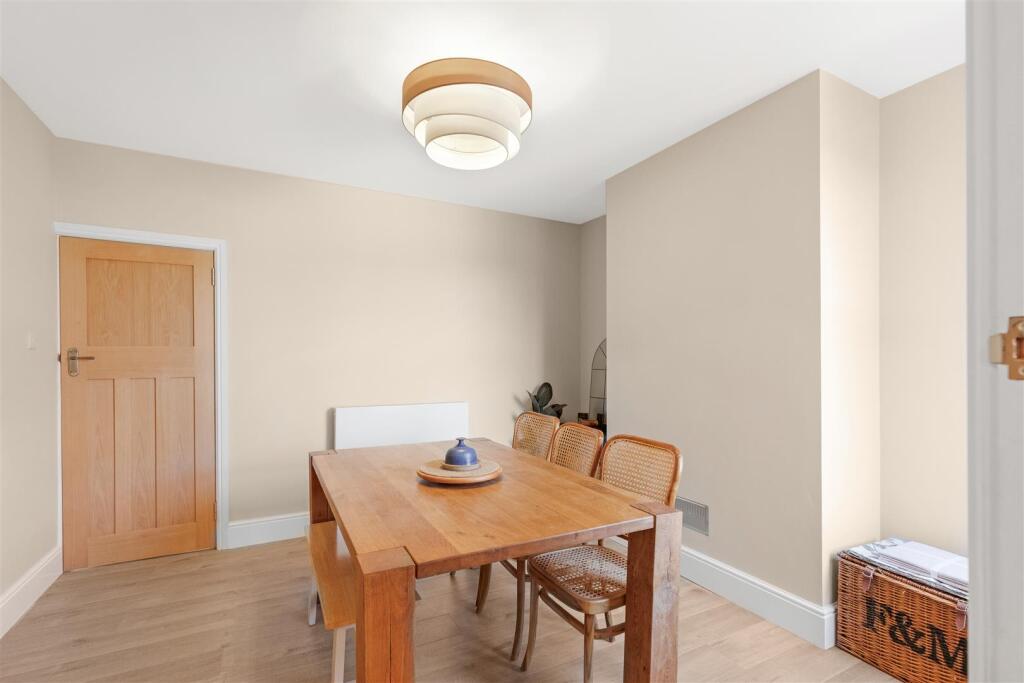 House in Kettering, Burton Latimer - View 5