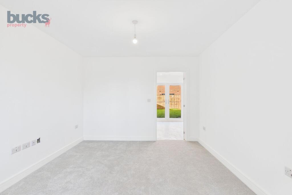 House in Aylesbury, Buckinghamshire - More