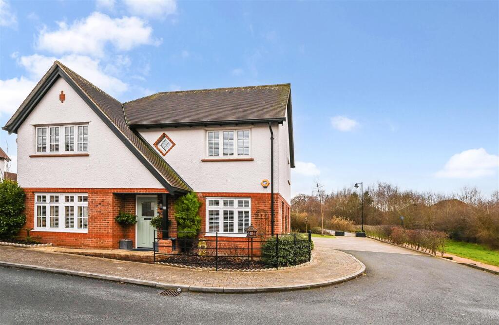 4-bed detached on Rivers Street, Waterlooville, £550,000
