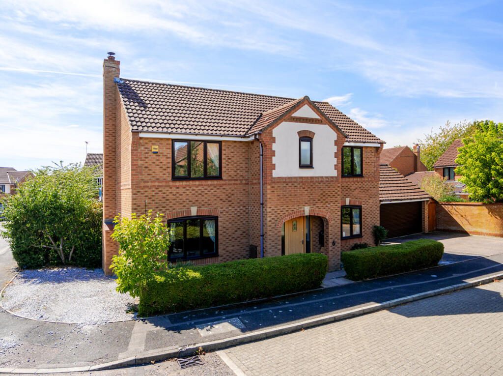 Main image of property: Novello Croft, Old Farm Park, Milton Keynes, MK7