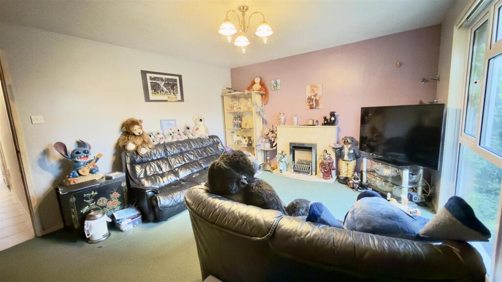 House in Peterborough - View 5