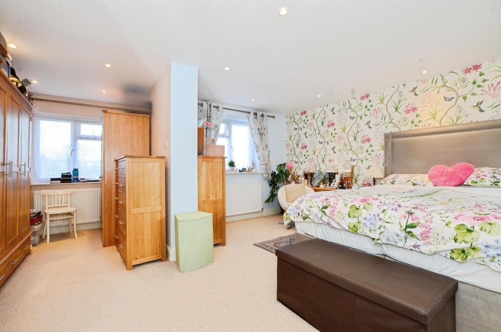 Additional image 6 of Wroxham Way, Harpenden