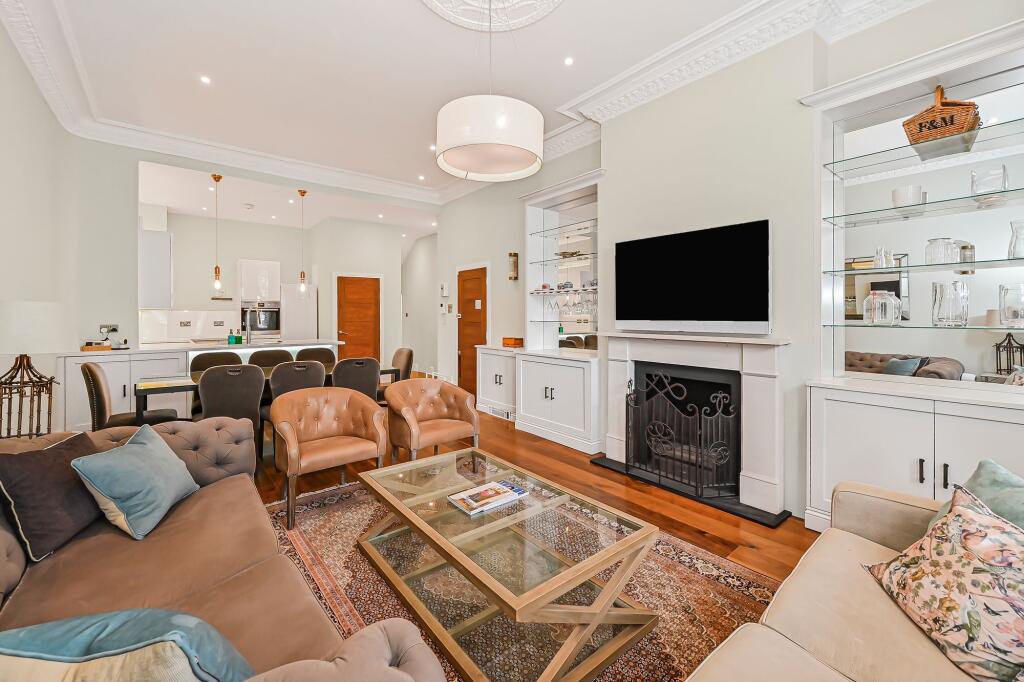 Apartment in London - View 3