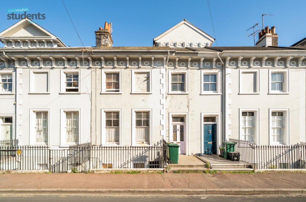 Main image of property: Park Crescent, Brighton, East Sussex, BN2