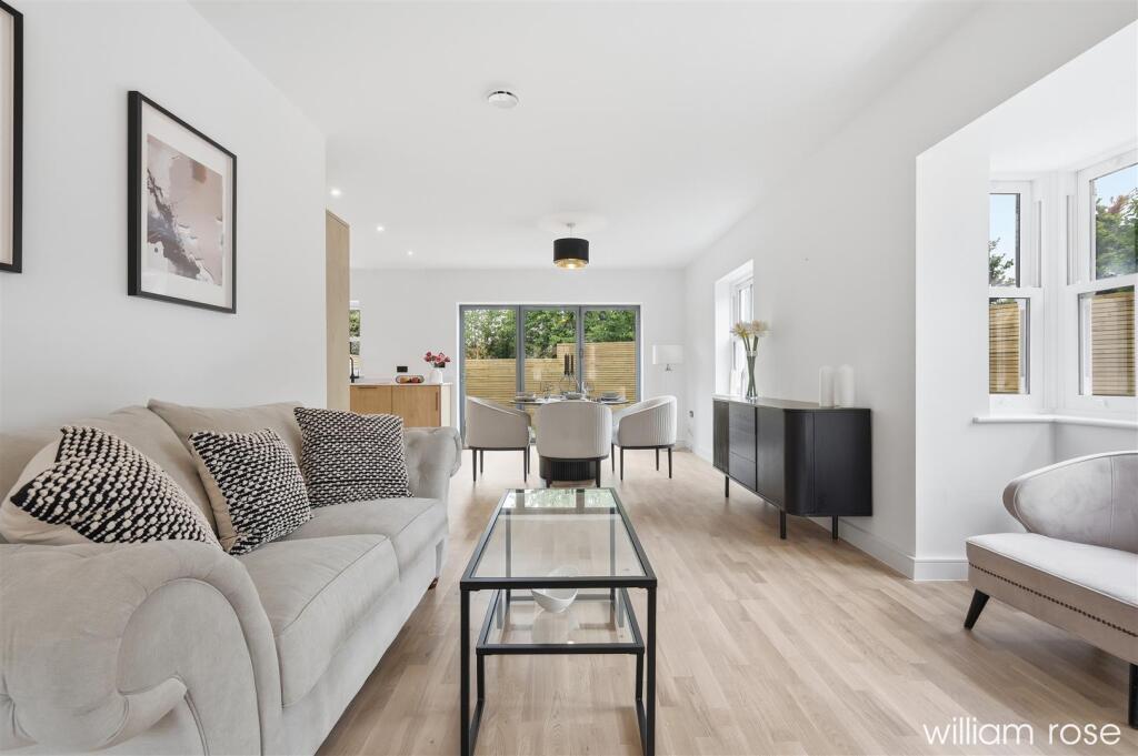 House in Ilford - More