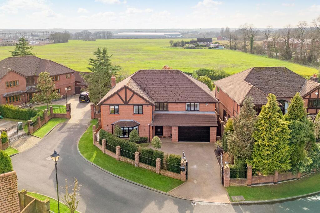 Main image of property: The Fairways, Ashton-In-Makerfield, WN4