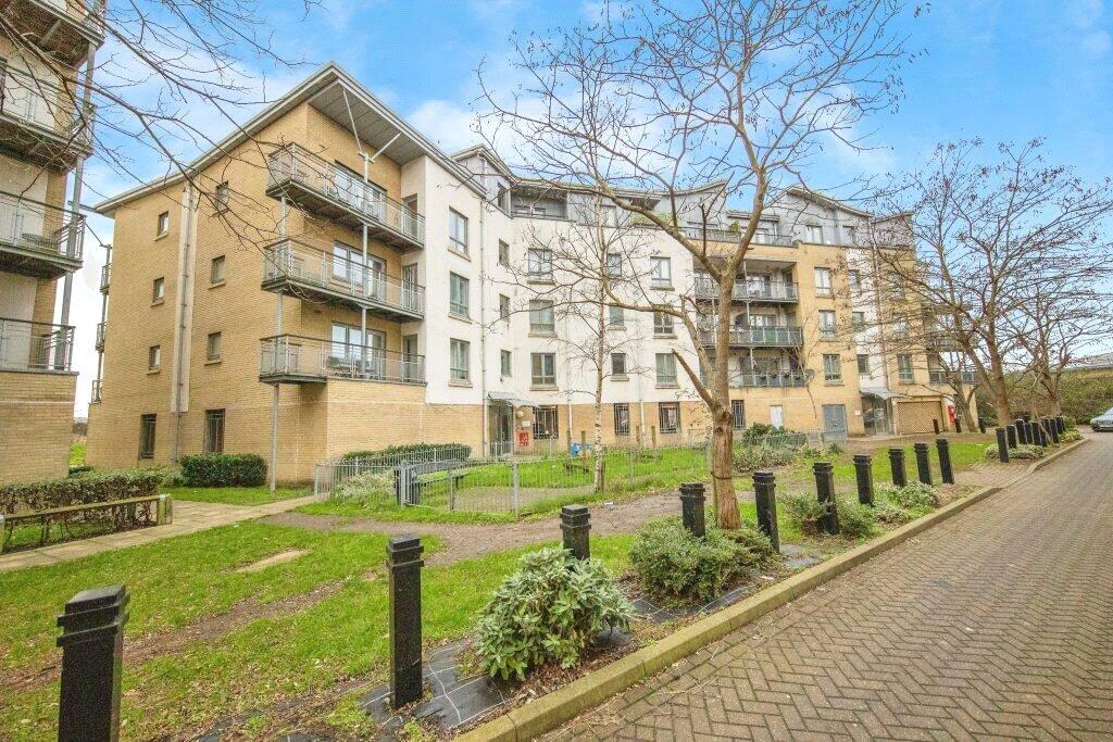 Main image of property: Yeoman Close, IPSWICH, Suffolk, IP1