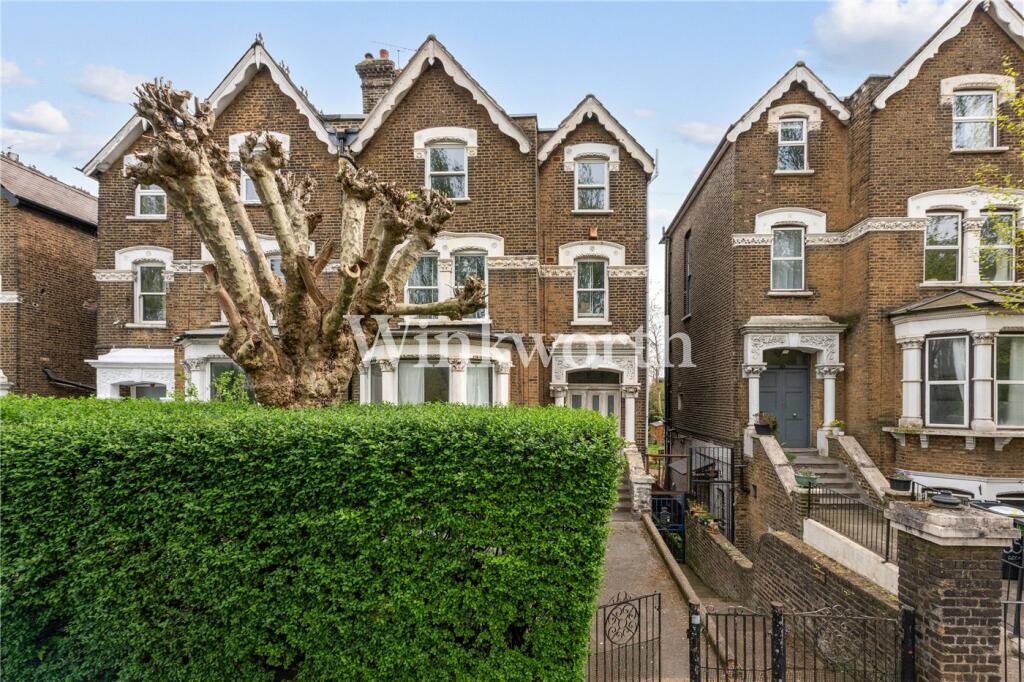Main image of property: Green Lanes, London, N4