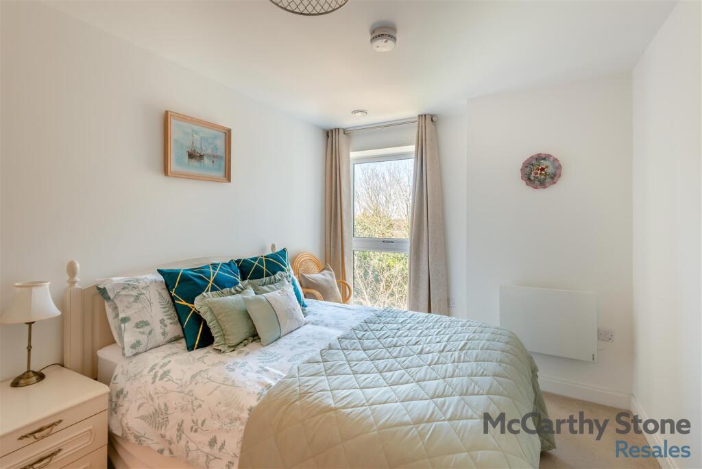 Apartment in Epping Forest, Waltham Abbey - View 5