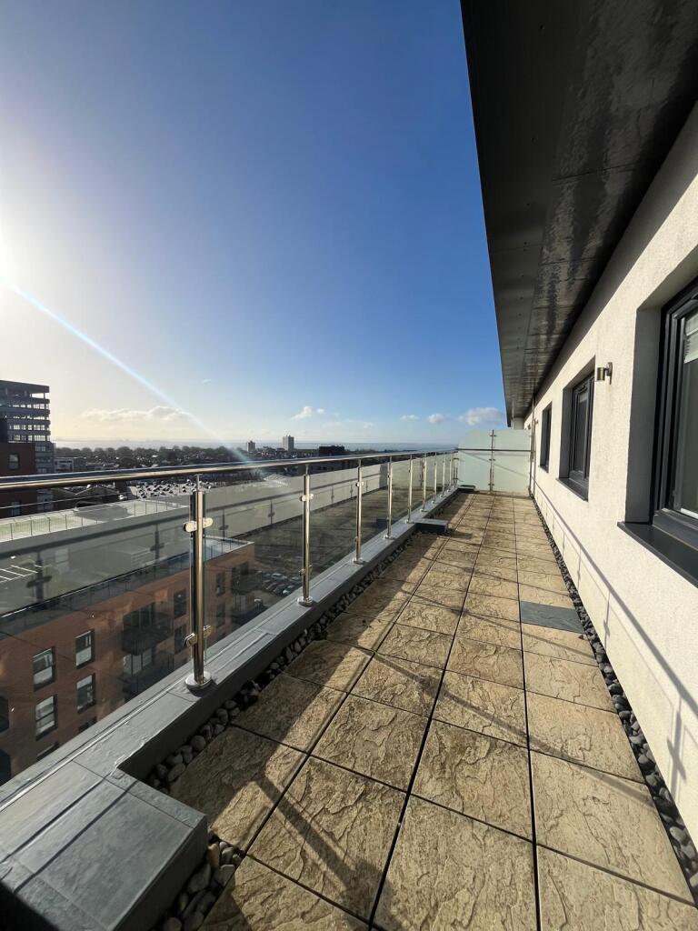 Main image of property: 29 Victoria Avenue, Southend On Sea, Essex, SS2