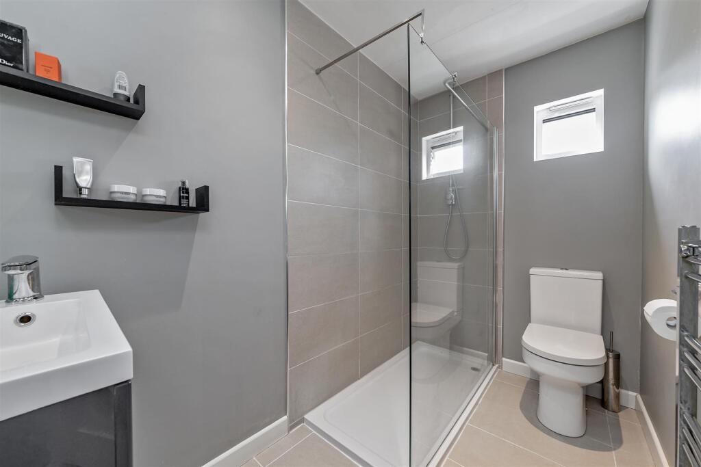 Additional image 21 of May Close, St. Albans