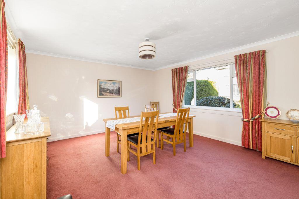 17 Craigmount Hill, Edinburgh, EH4 8DL photo 4