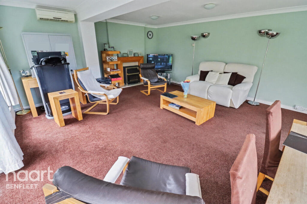 House in Castle Point, Essex - More