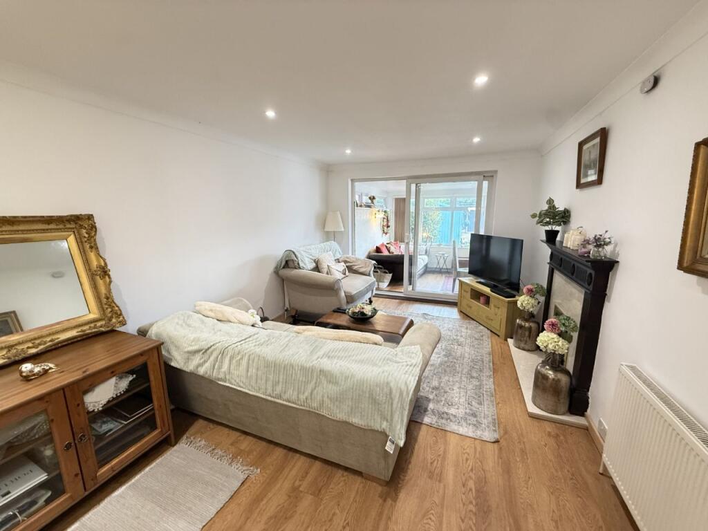 House in Walton-on-the-Naze, Frinton and Walton - View 4