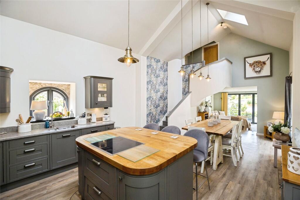 House in Chester, Gwernaffield and Pantymwyn - View 4