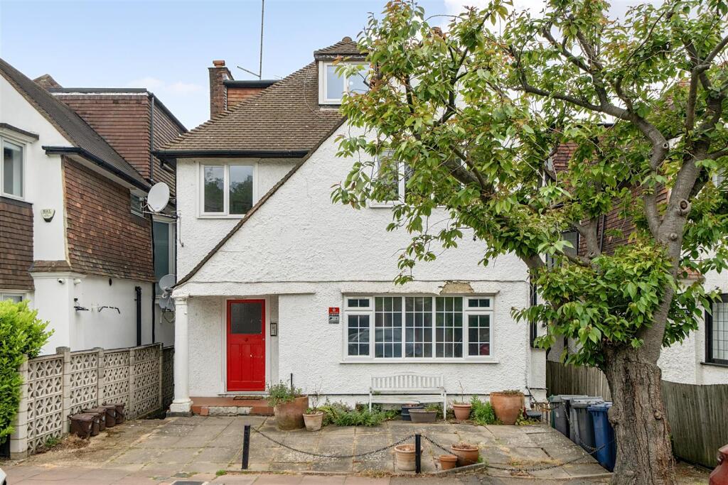 Main image of property: The Park, Golders Hill Park, NW11