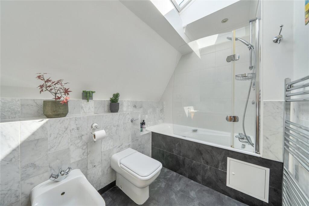 House in London - View 4