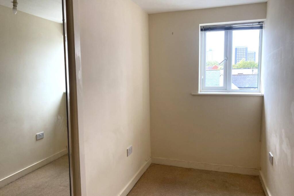 Flat 8 43-45, Elm Grove, Southsea, City of Portsmouth, PO5 1JF photo 4
