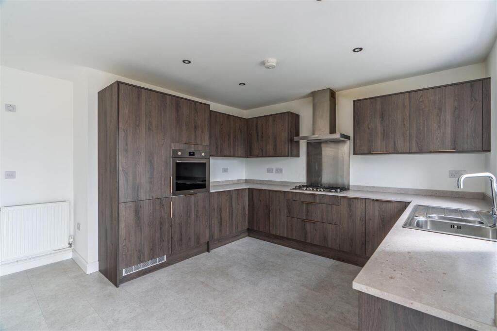 House in Newcastle upon Tyne, Tyne and Wear - View 5