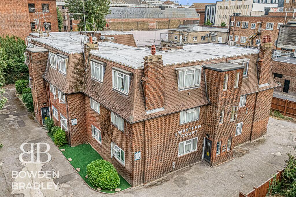 Apartment in London, Rush Green