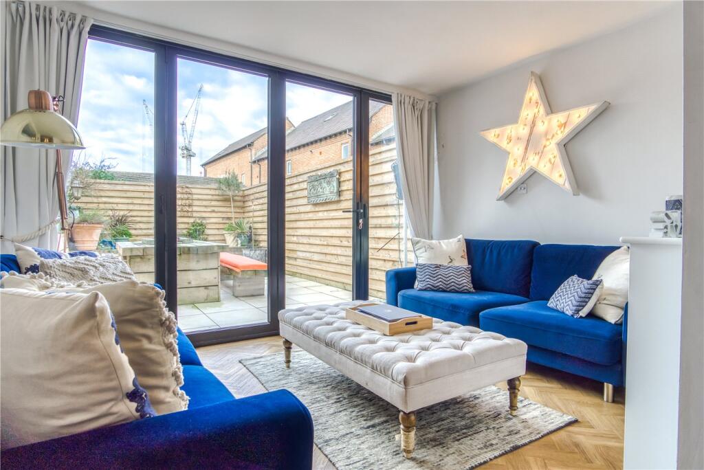 Additional image 5 of Plus 2 Bed Cottage, Market Street, Poole, BH15