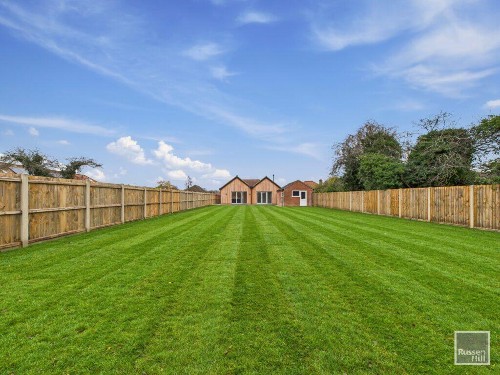 Upper Stafford Avenue, New Costessey photo 4