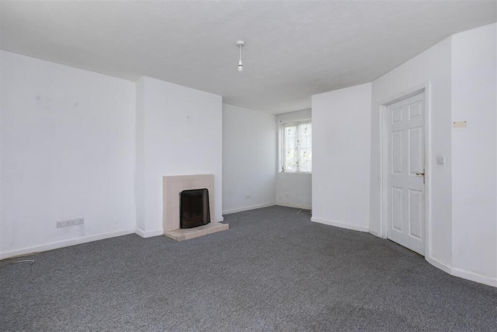 Barley Avenue, Hastings photo 2