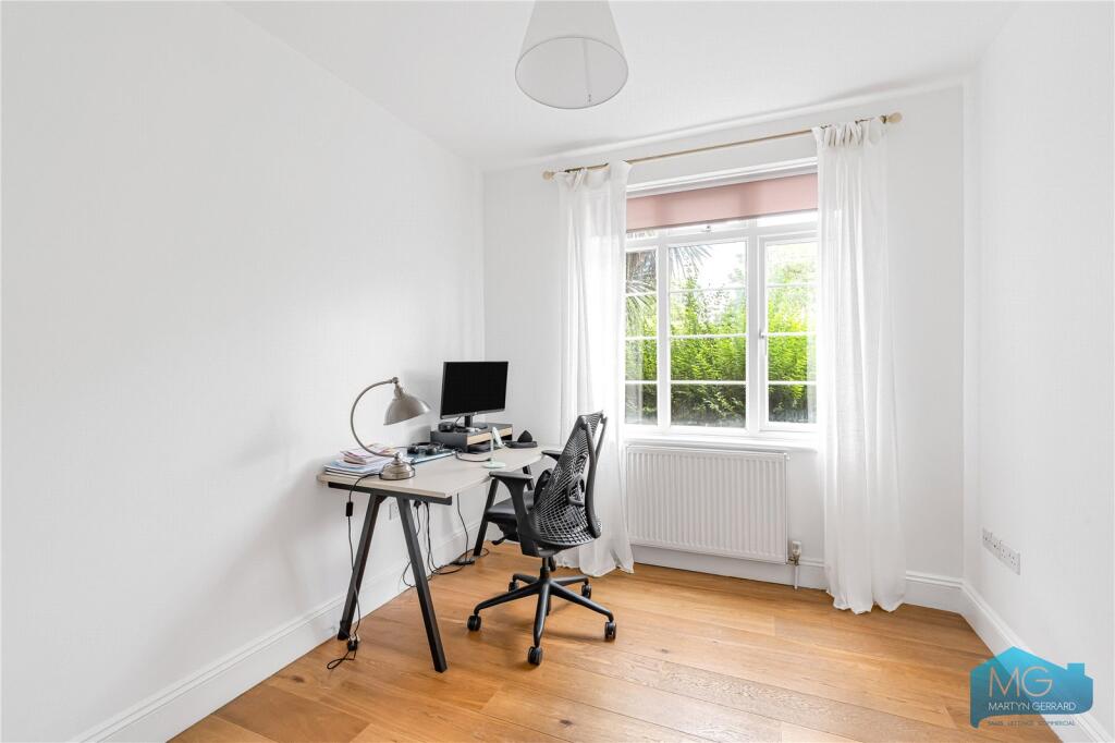 Apartment in London - View 5