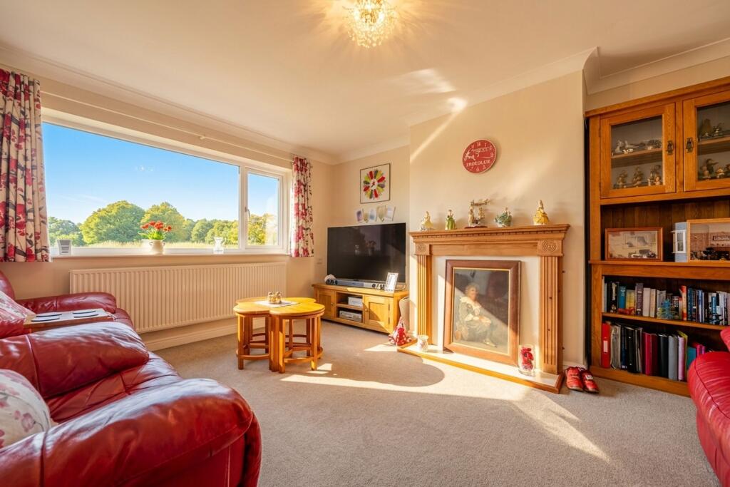 House in Lancaster - View 5