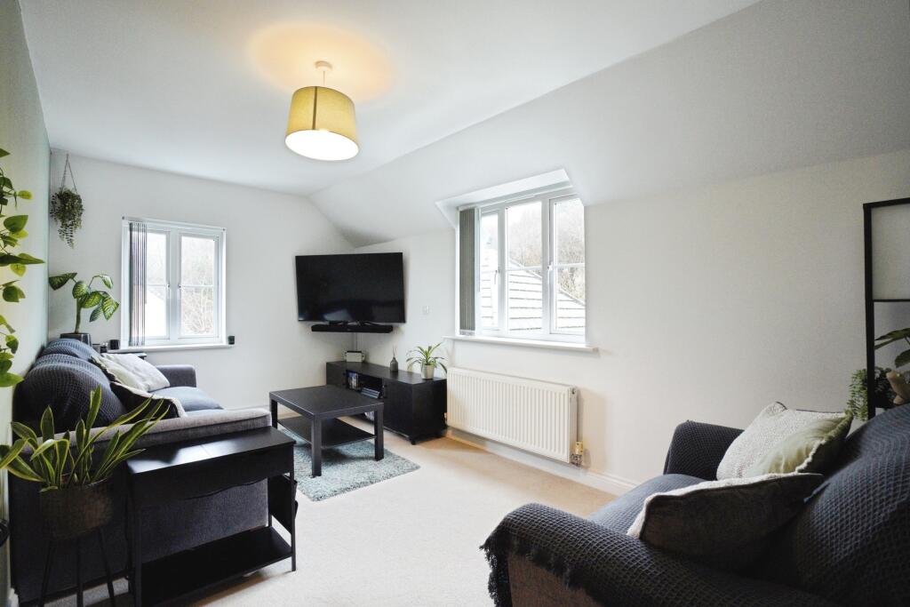 Larcombe Road, St. Austell, PL25 photo 3