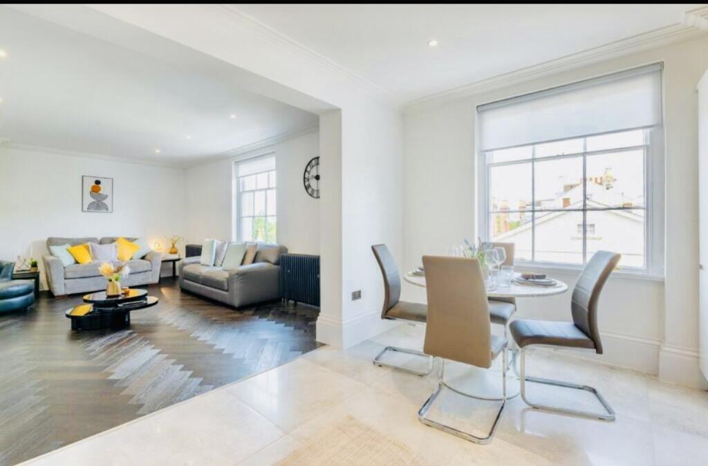 Clarendon Rise, Beauchamp Hill, Leamington Spa photo 4