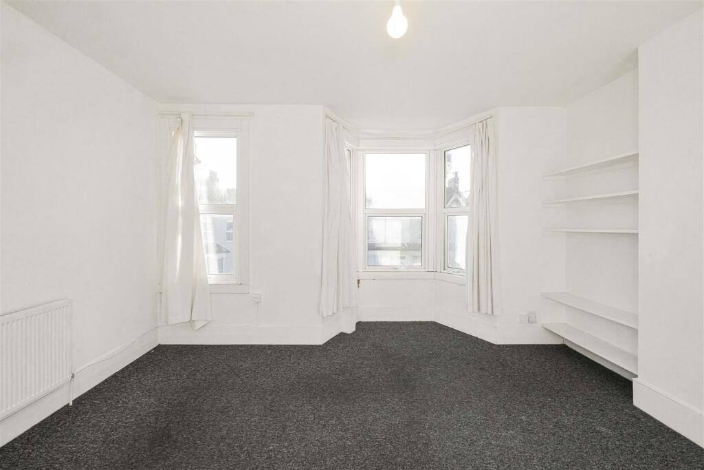 Westbury Road, Walthamstow, London - View 4