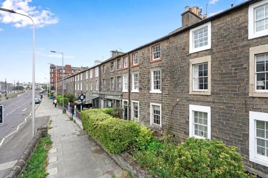 1-bed flat on 12/3 Annfield, Edinburgh, EH6 4JF, £145,000