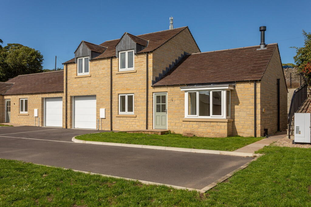 No. 2 Givenwood Court, Leyburn photo 3